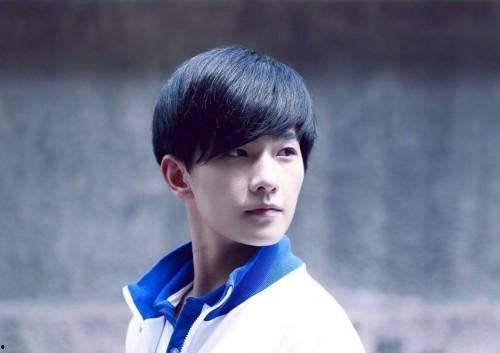 杨洋圈内人爆料了吗,揭秘明星幕后故事